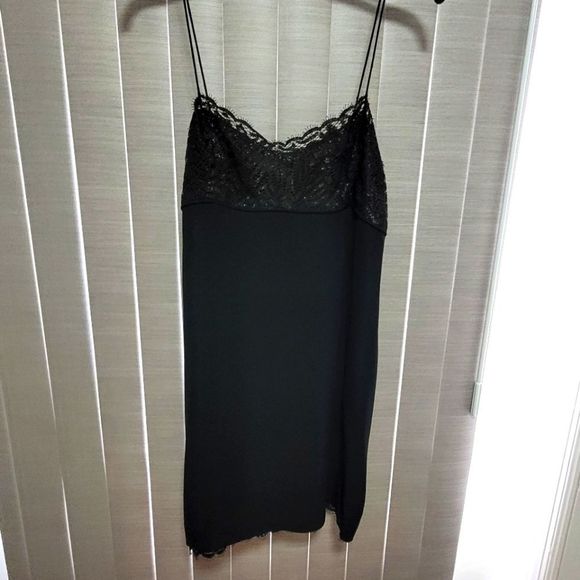 EC/ Ellen Tracy Elegant Black Dress (only) - Picture 4 of 6